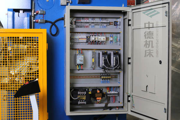 ZDPK-10032接纳法国入口施耐德元气件,不变耐用寿命长 ZDPK-10032接纳法国入口施耐德元气件,不变耐用寿命长